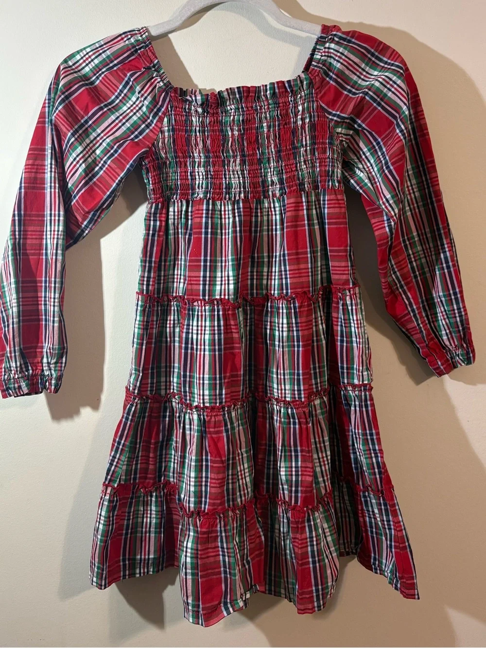 Crown & Ivy Kids dress size 6X festive‎ red green plaid smocked Tiered Dress